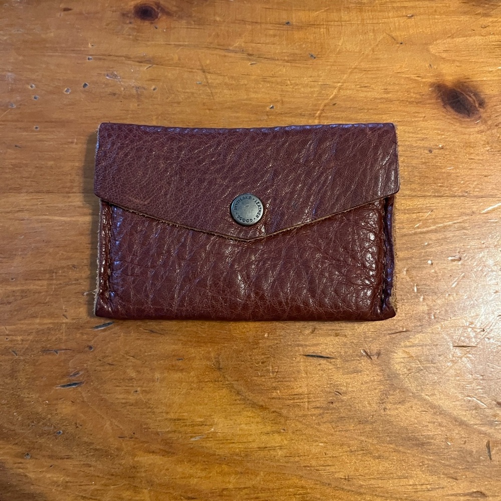 Portland Leather Mini Envelope wallet in Nutmeg